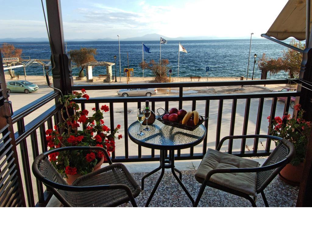 Hotel Platanidia Екстериор снимка
