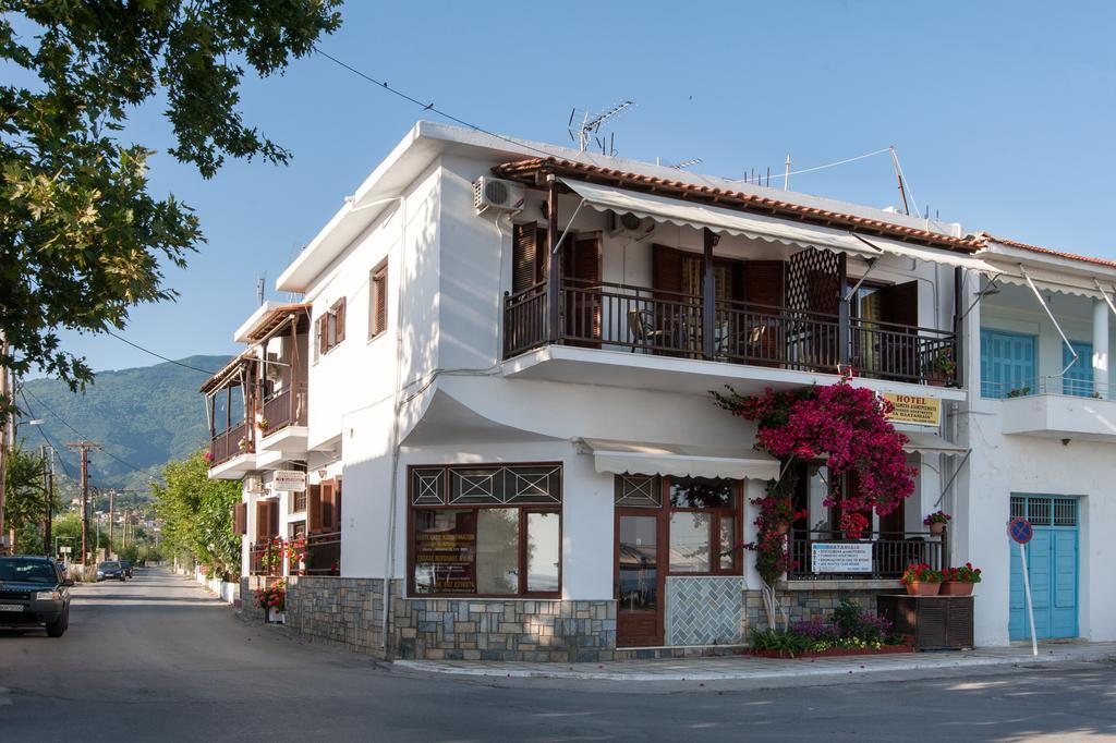 Hotel Platanidia Екстериор снимка